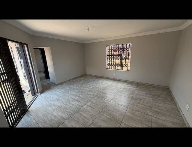 3 BEDROOM HOUSE FOR SALE IN SOSHANGUVE WW